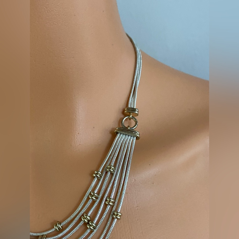 BEAUTIFUL MULTI TIERED NECKLACE - Picture 12 of 16